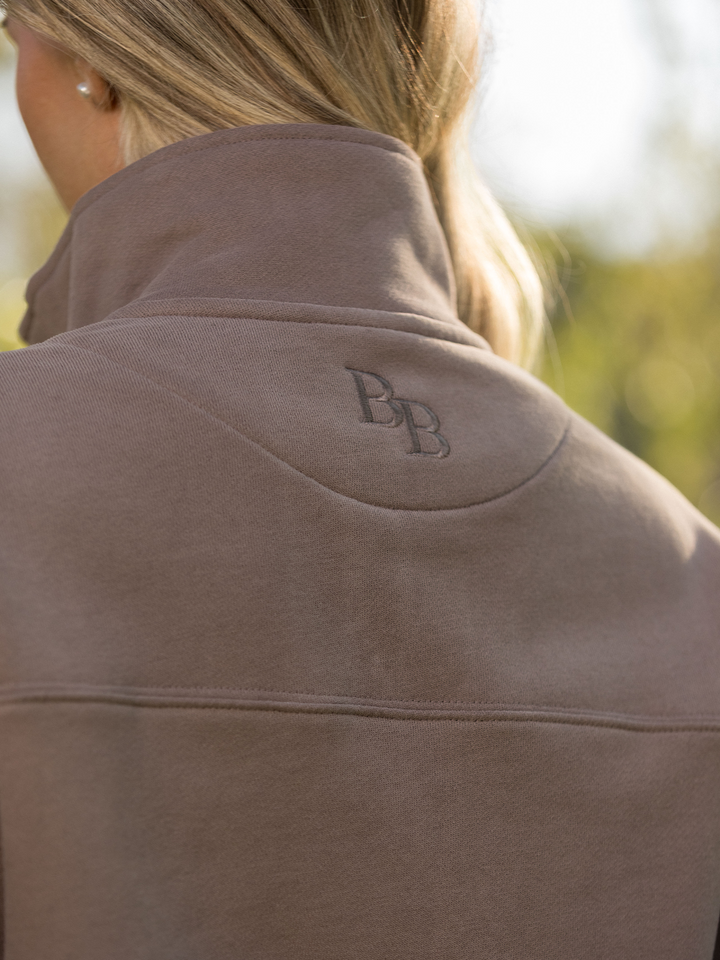 Landscove Women’s Pocketed Quarter Zip – Otter - Beaumont &amp; Bear